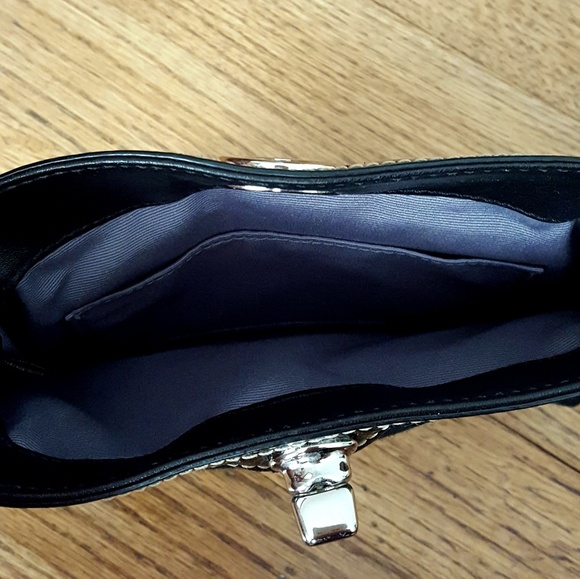 Coach Signature Series Black Wristlet - Picture 4 of 6